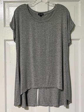 Anna Lane short-sleeve scoop neckline split-back detail high-low tunic top